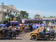 Pra Acara Satu Tetap Pasar Rakyat Diawali Santunan Ratusan Becak